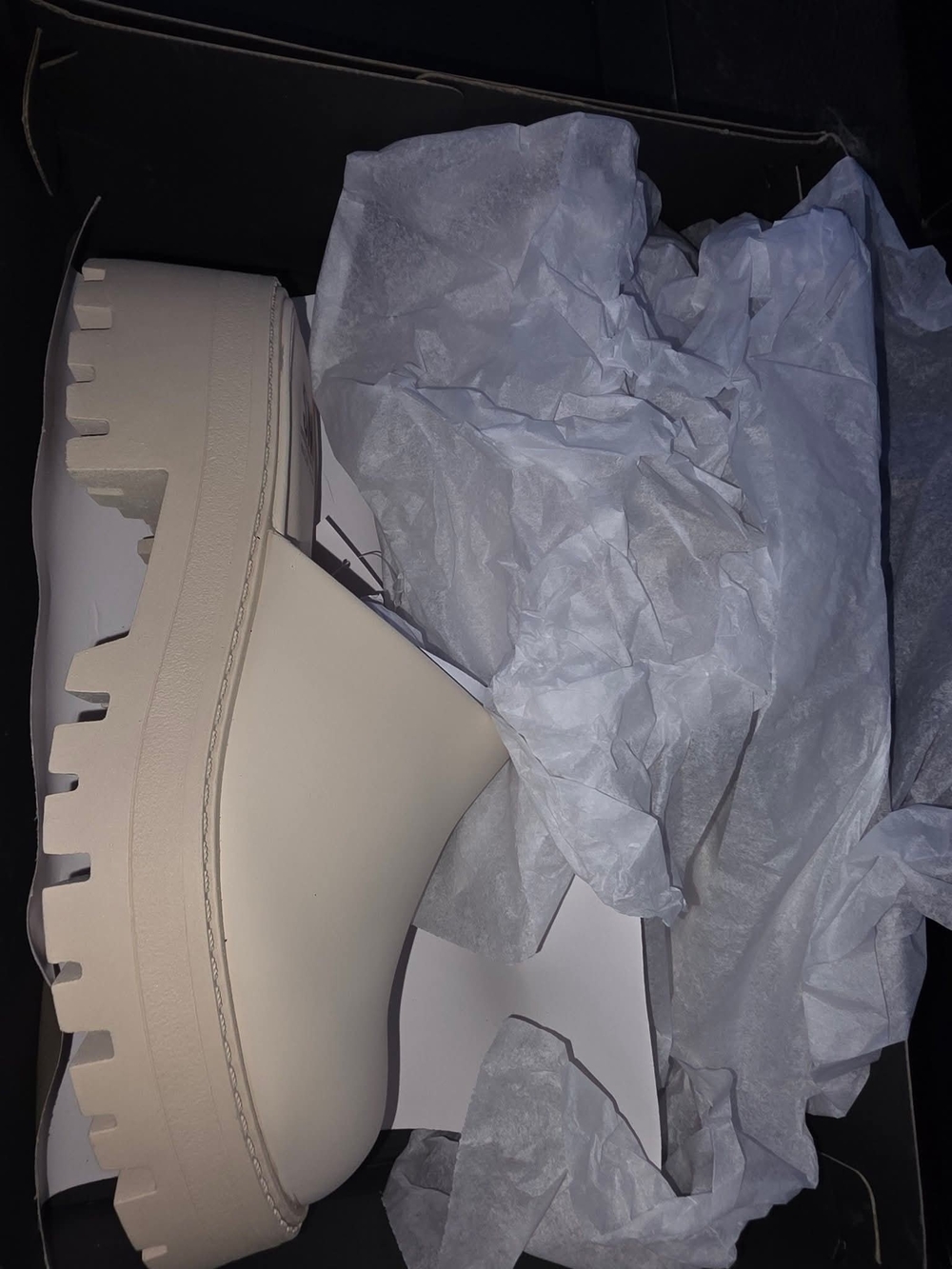 Steve Madden Cream Lug Platform Clog
